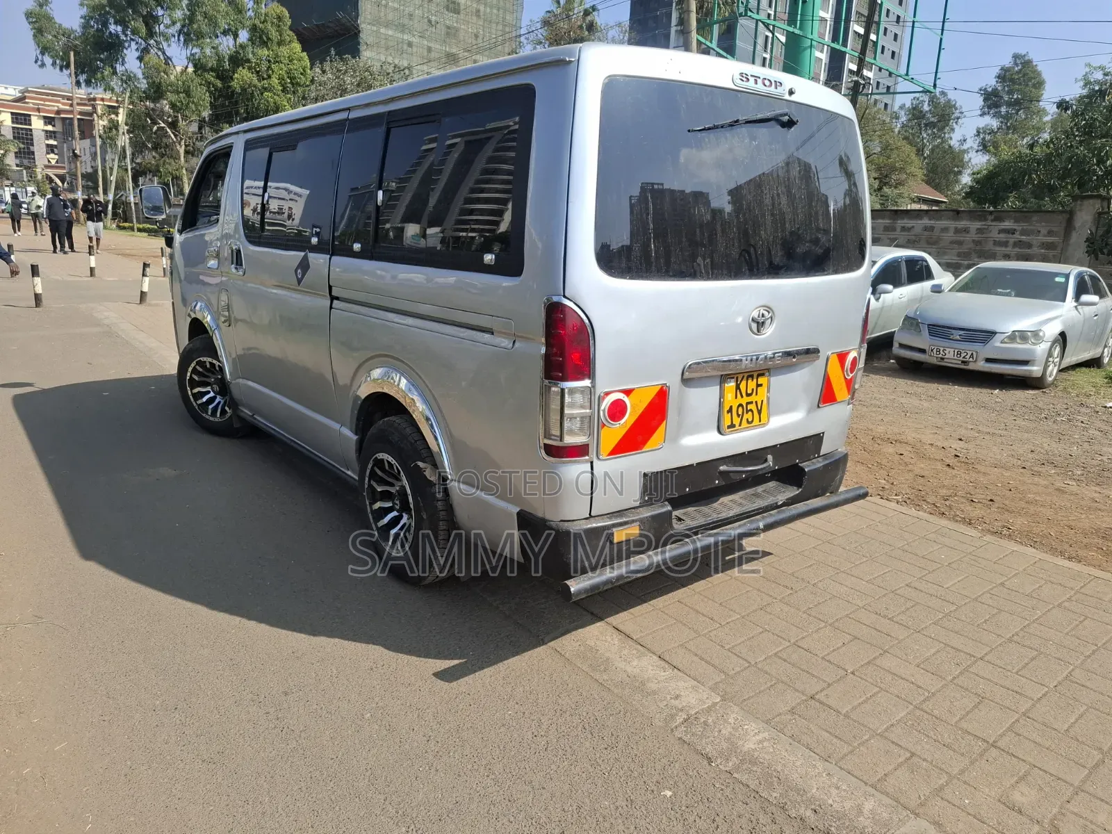 Toyota HiAce 2009 Silver
