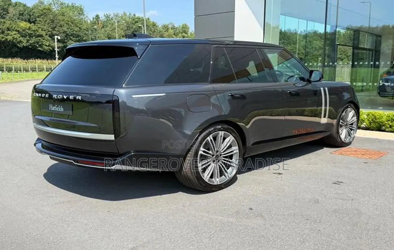 New Land Rover Range Rover 2026 Gray