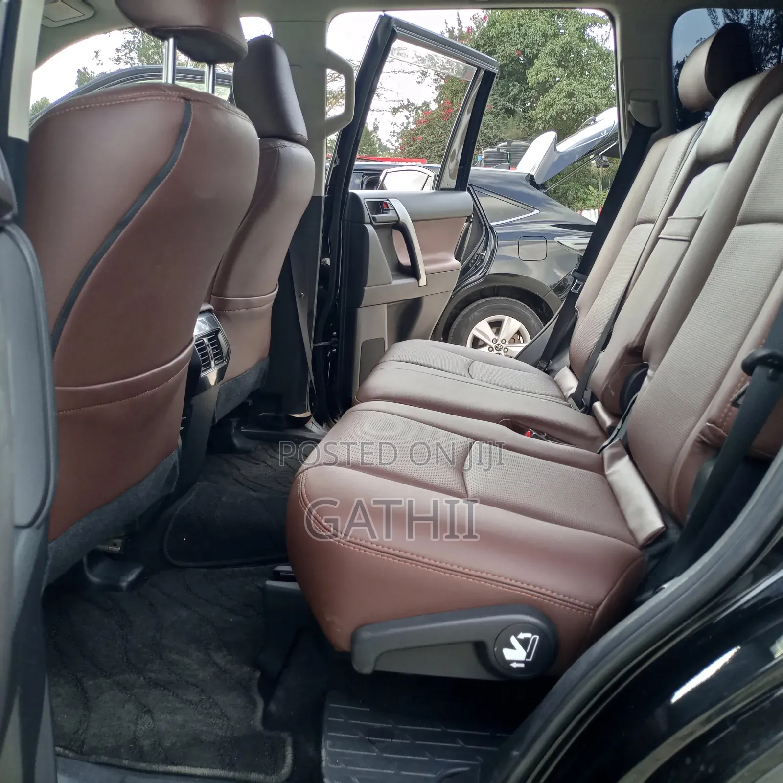 Toyota Land Cruiser Prado 2017 Black
