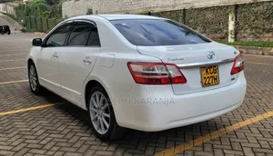 Toyota Premio 2011 White