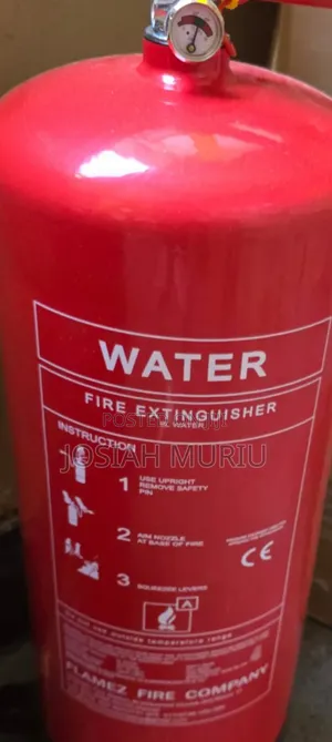 Essential Fire Safety 9l Water Fire Extinguisher