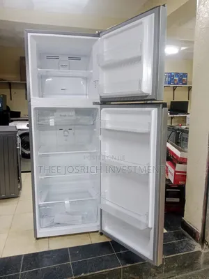 Hisense 326 Litres Double Door Refrigerator NO FROST