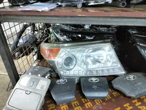 Headlight Xenon for Landcruiser 200 Series