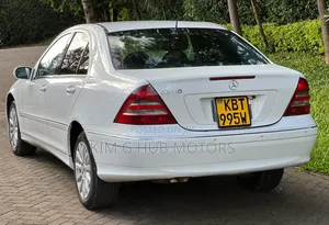 Mercedes-Benz C230 2005 Pearl