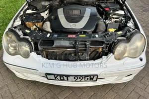Mercedes-Benz C230 2005 Pearl