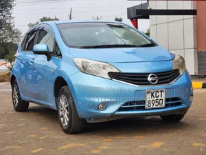 Nissan Note 2011 Blue