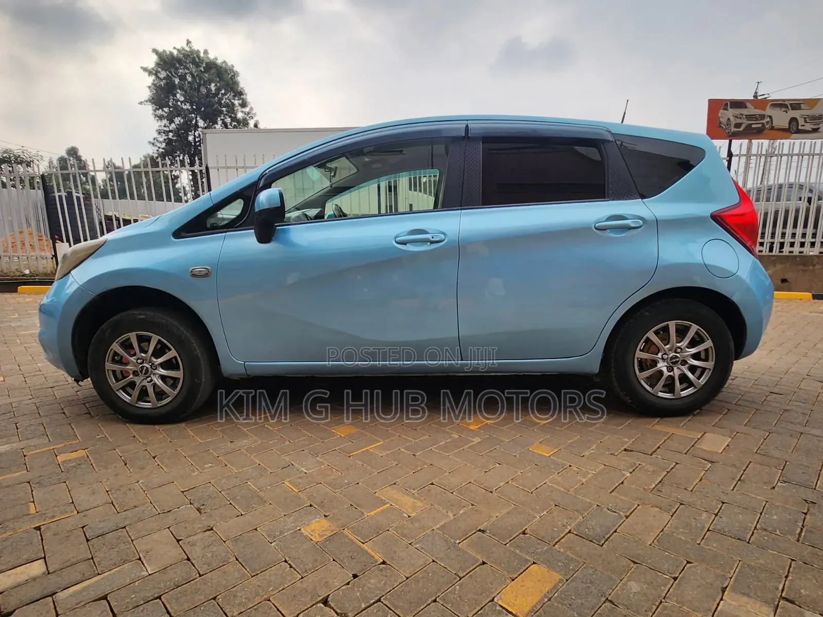Nissan Note 2011 Blue