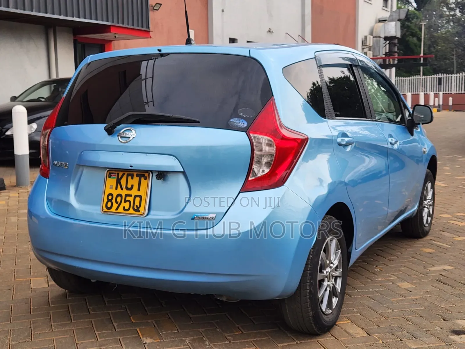 Nissan Note 2011 Blue