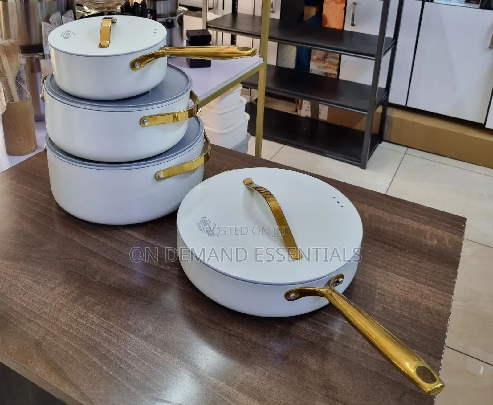 UAKEEN CERAMIC Cookware Set