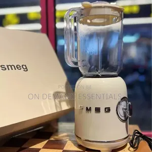 SMEG BLENDERColour: As Displayed