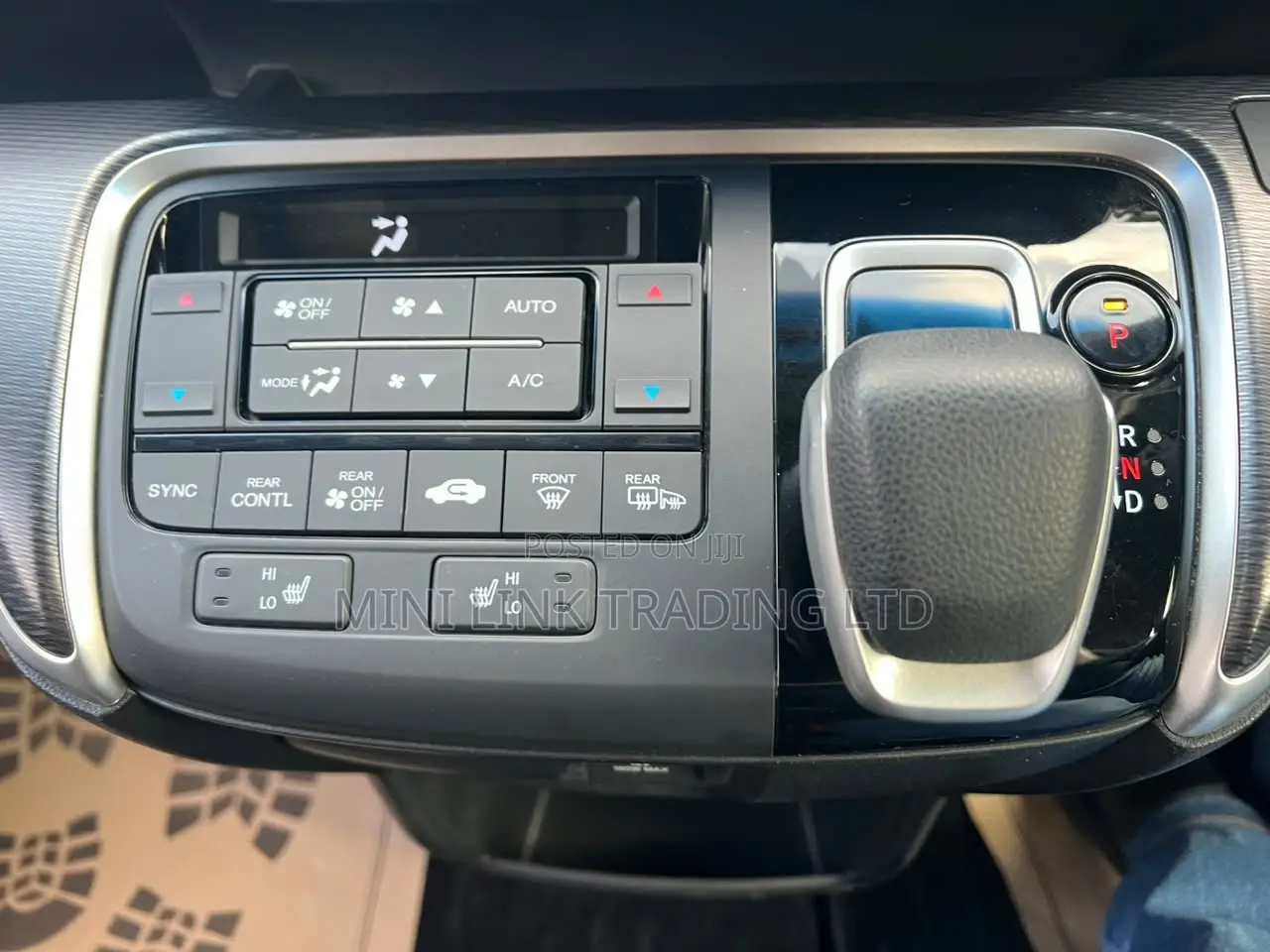 Honda Stepwgn 2019 Silver