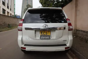 Toyota Land Cruiser Prado 2011 White