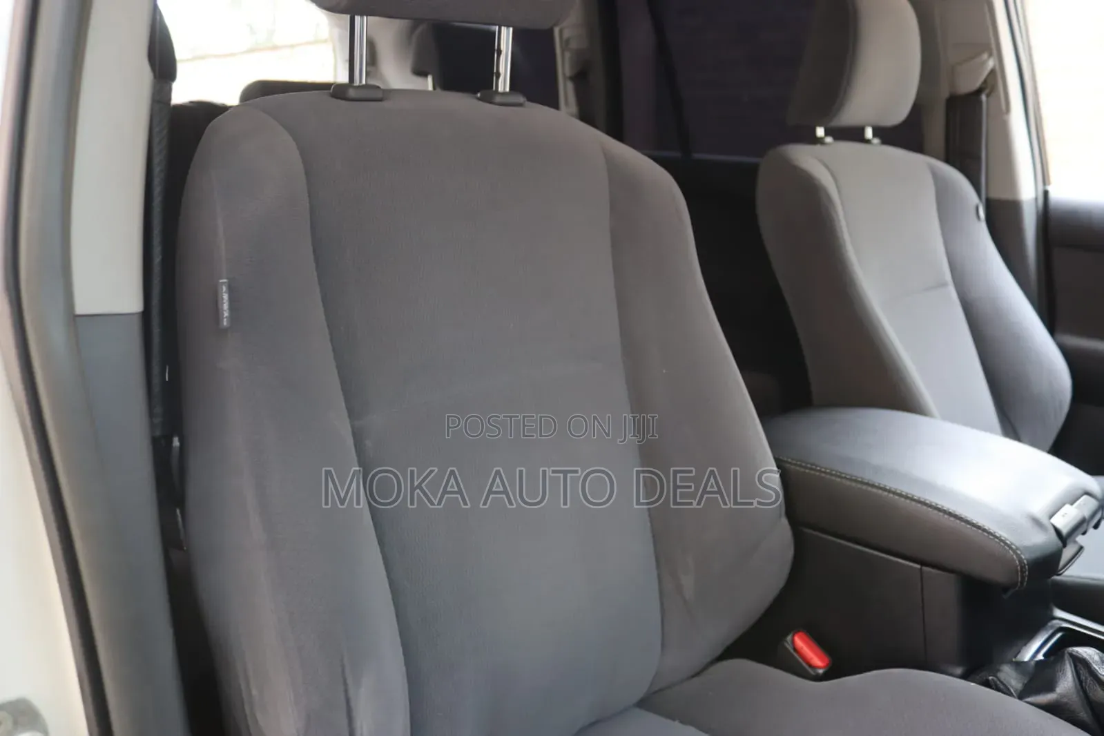 Toyota Land Cruiser Prado 2011 White