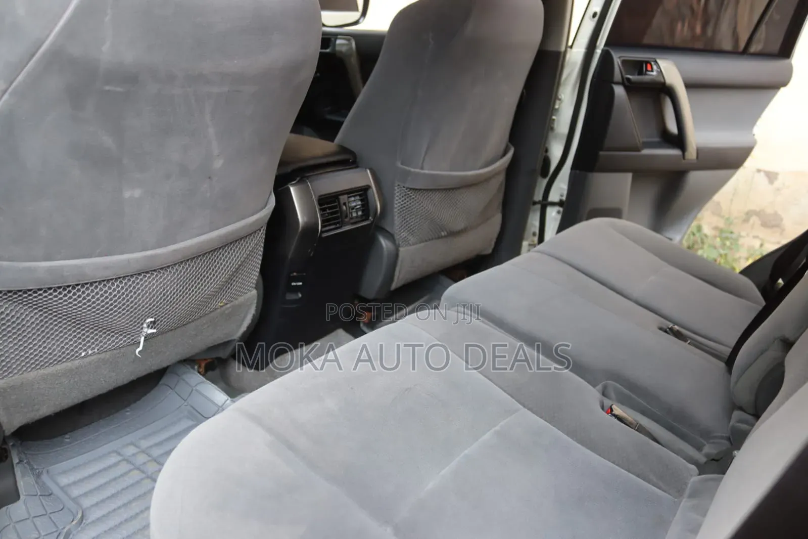 Toyota Land Cruiser Prado 2011 White