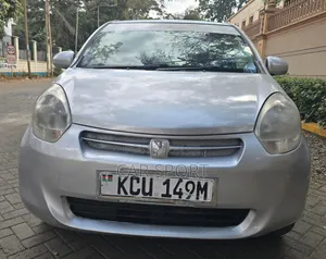 Toyota Passo 2011 Silver