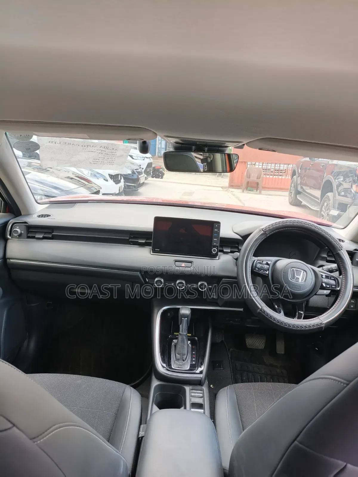 Honda Vezel 2021 Maroon