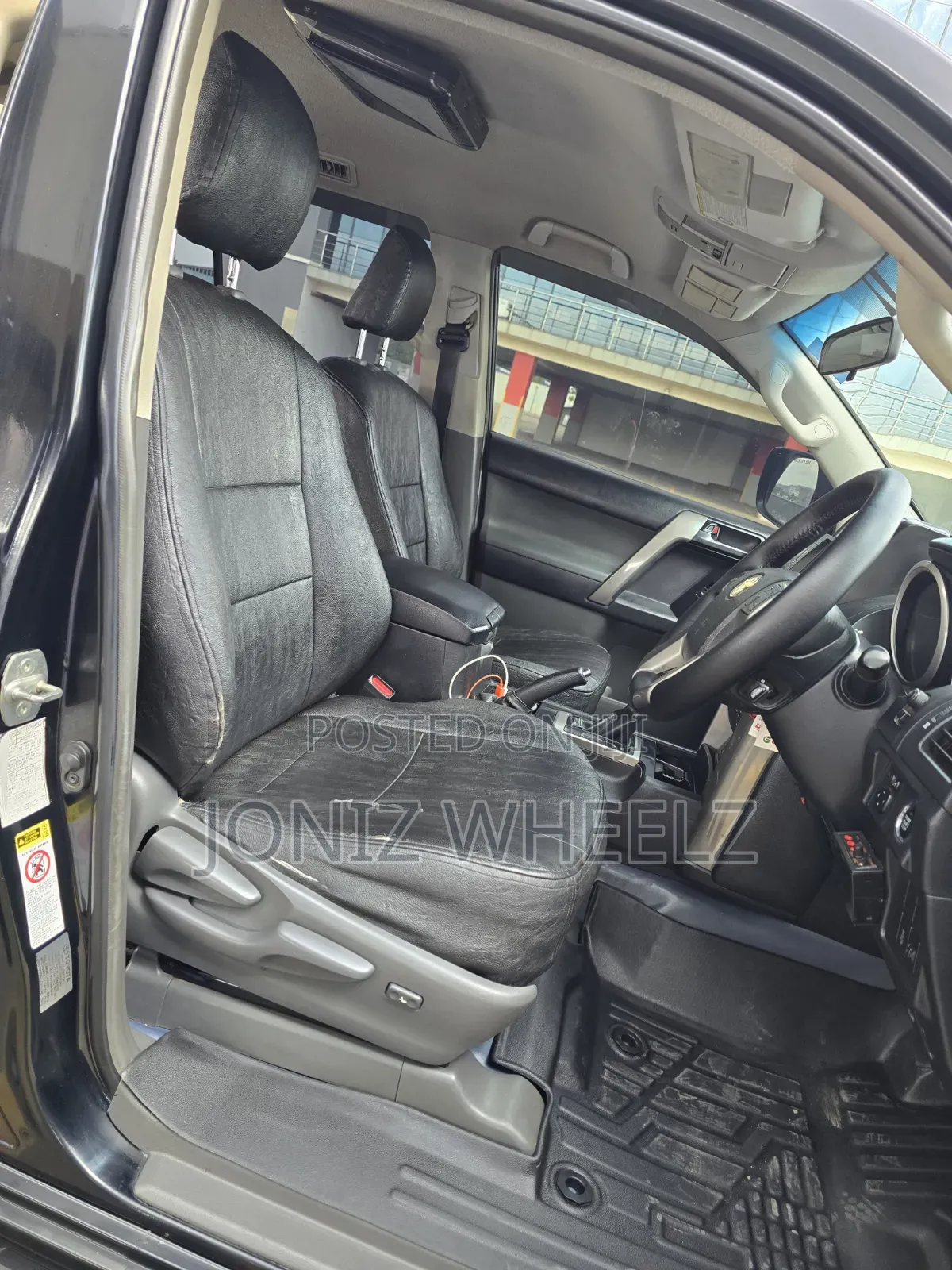 Toyota Land Cruiser Prado 2010 Black
