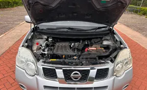 Nissan X-Trail 2014 Silver