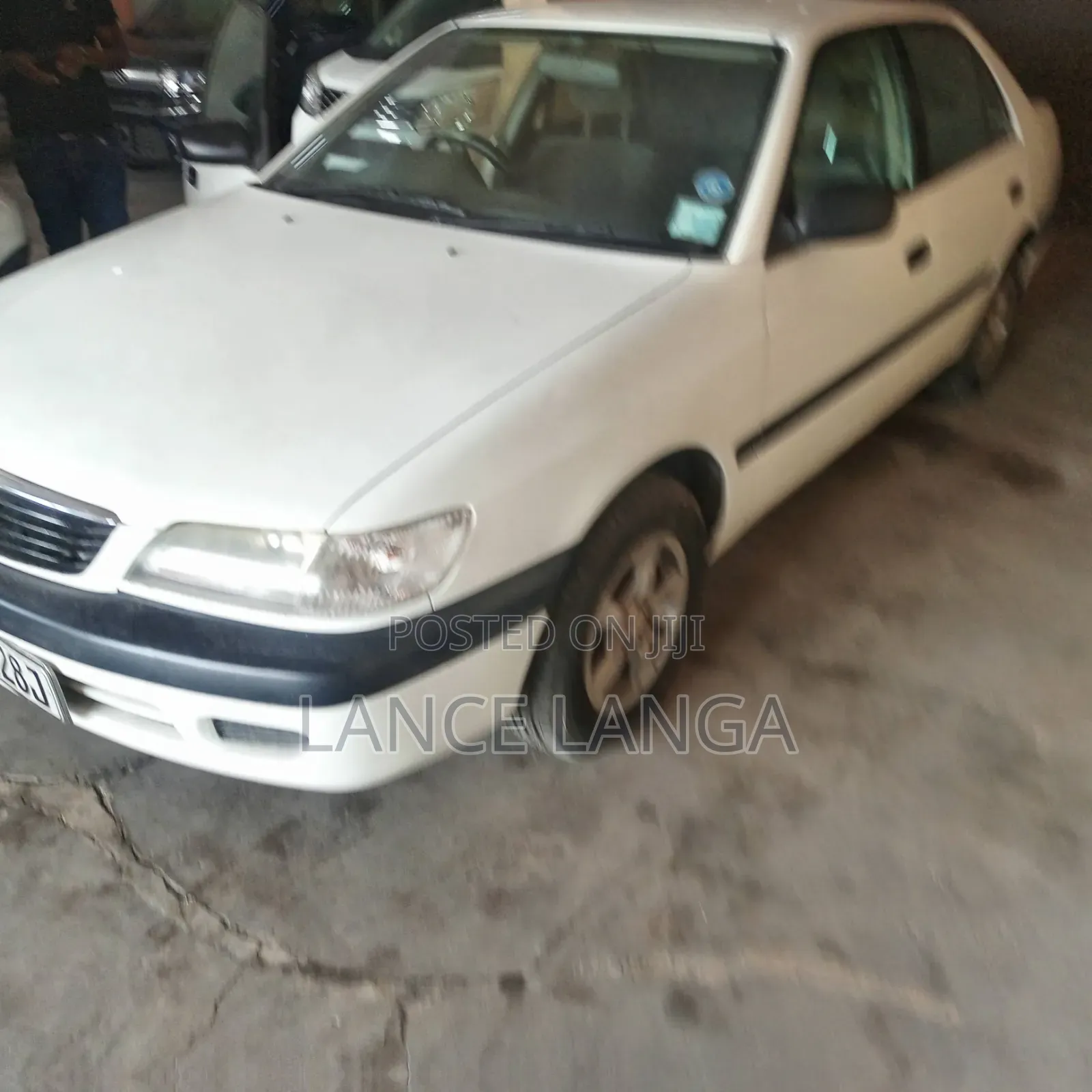 Toyota Corona Premio 2000 White