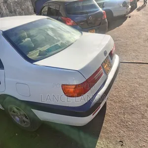 Toyota Corona Premio 2000 White