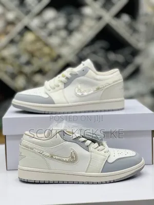 Air Jordan 1 Low 'Sail Soft Pearl'