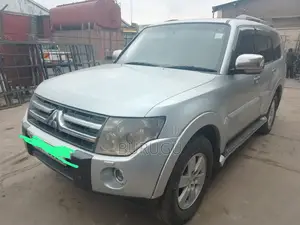 Mitsubishi Pajero 2007 Silver