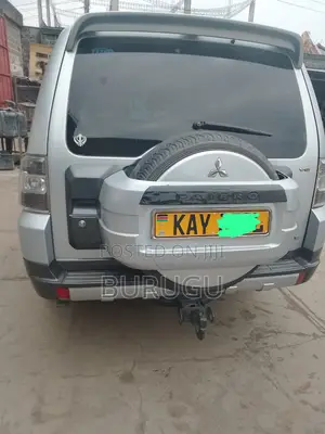 Mitsubishi Pajero 2007 Silver