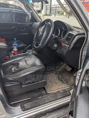 Mitsubishi Pajero 2007 Silver
