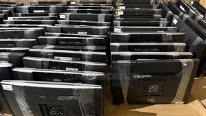 22 Inches TFT Monitors