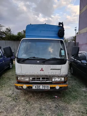 MMITSUBISHI Mini Canter