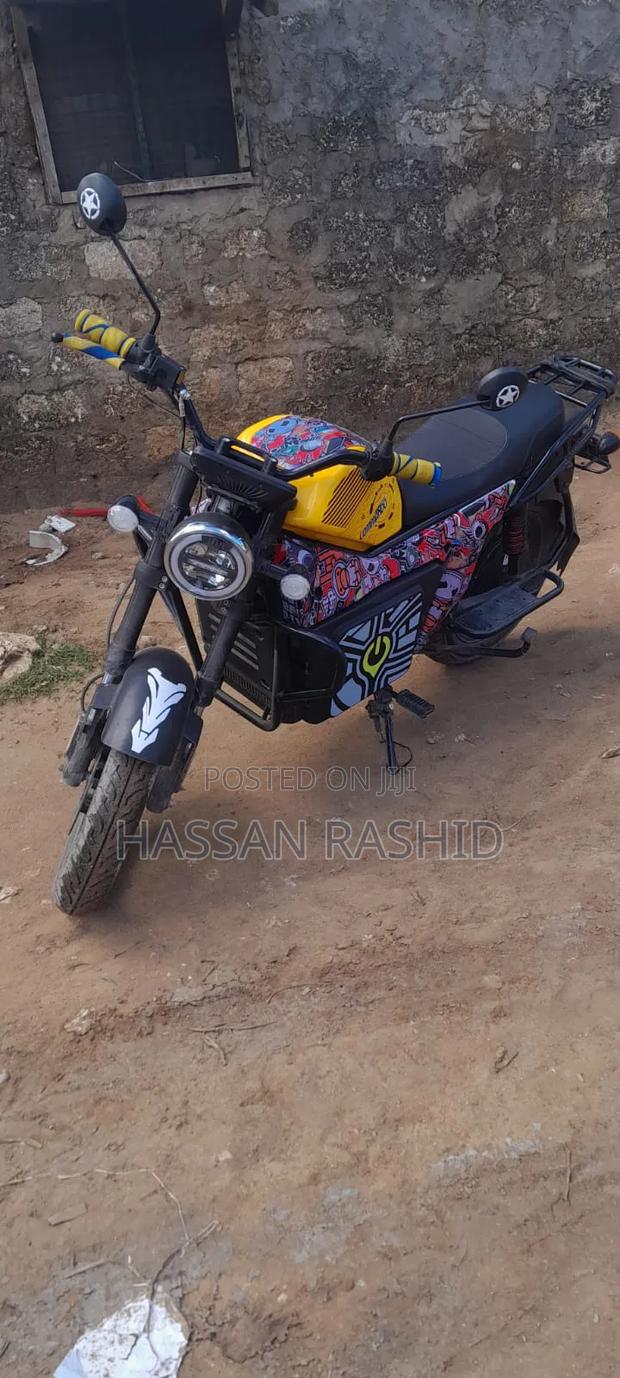 H Power 125 2025 Black