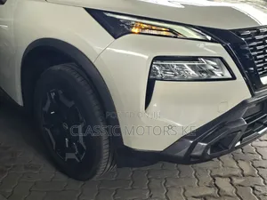 Nissan X-Trail 2023 White