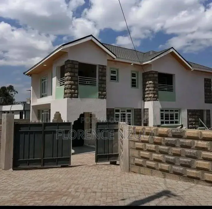 4bdrm Maisonette in Ol Keri for sale