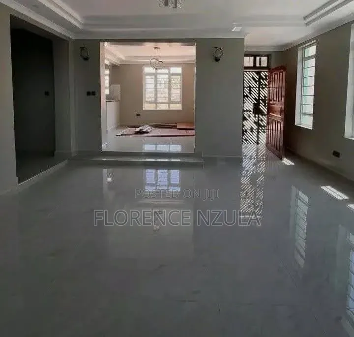 4bdrm Maisonette in Ol Keri for sale