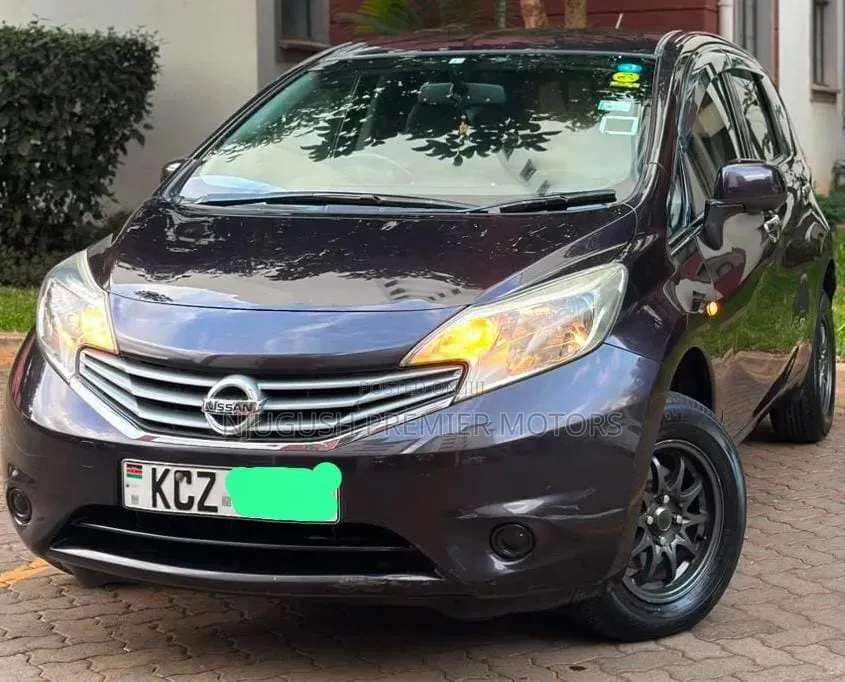 Nissan Note 2013 Brown