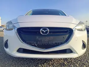 Mazda Demio 2019 White
