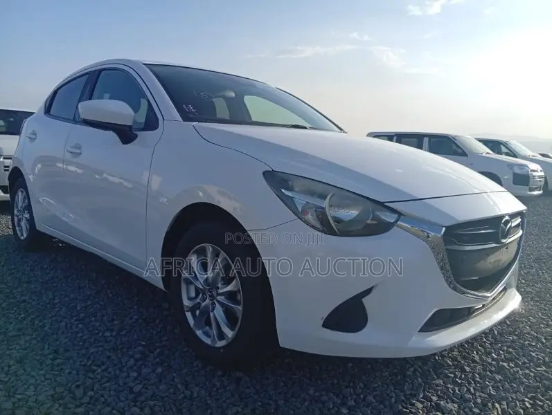 Mazda Demio 2019 White