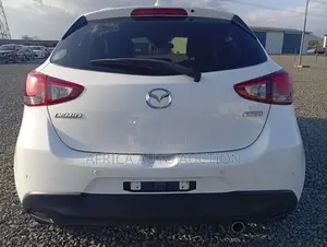 Mazda Demio 2019 White