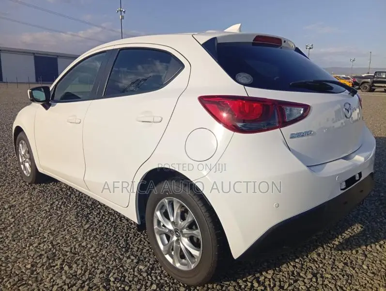 Mazda Demio 2019 White