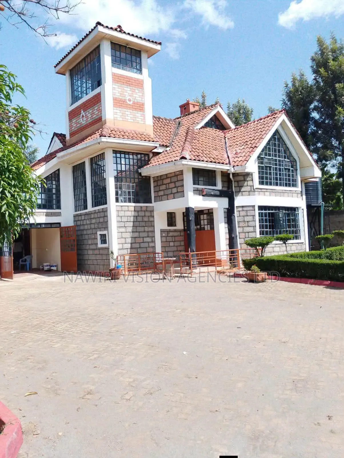 5bdrm Mansion in Bypass, Ruai for rent