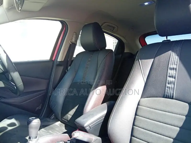 Mazda 2 2018 Red
