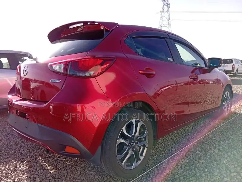 Mazda 2 2018 Red