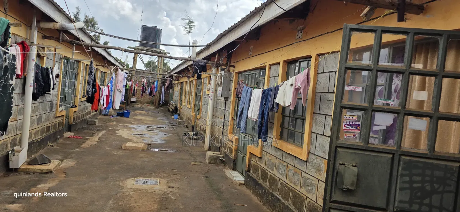 12bdrm Duplex in Kimumu for sale