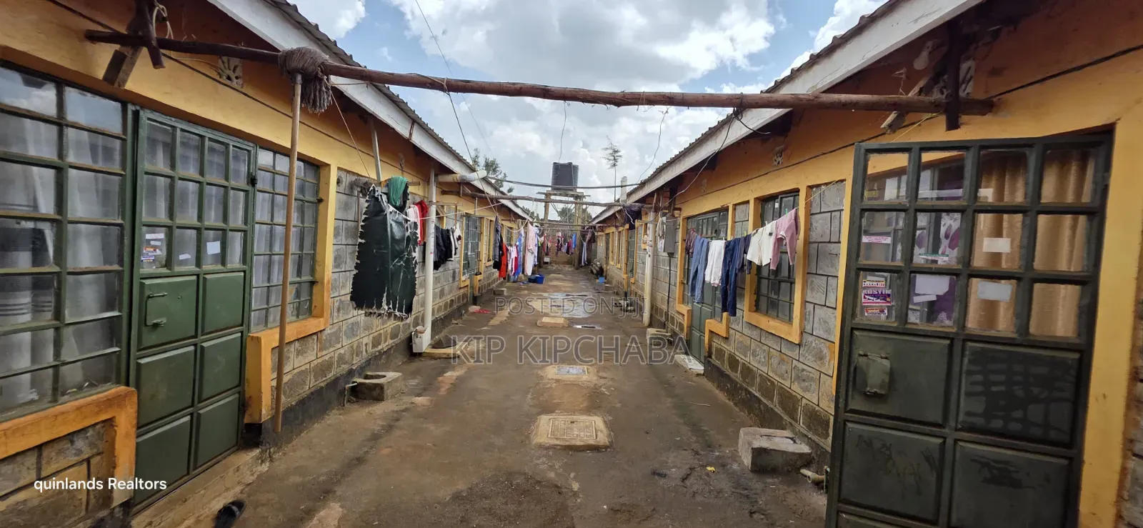 12bdrm Duplex in Kimumu for sale
