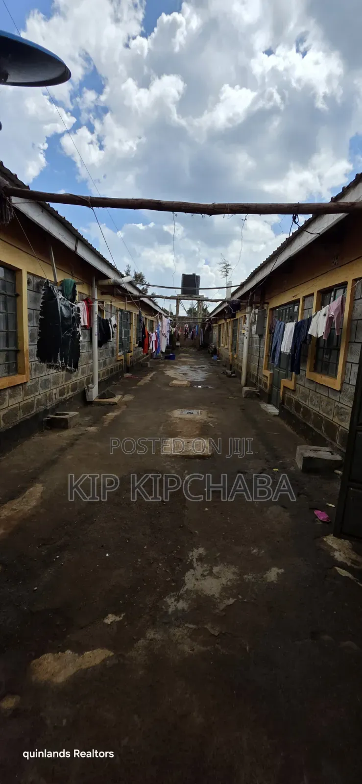 12bdrm Duplex in Kimumu for sale