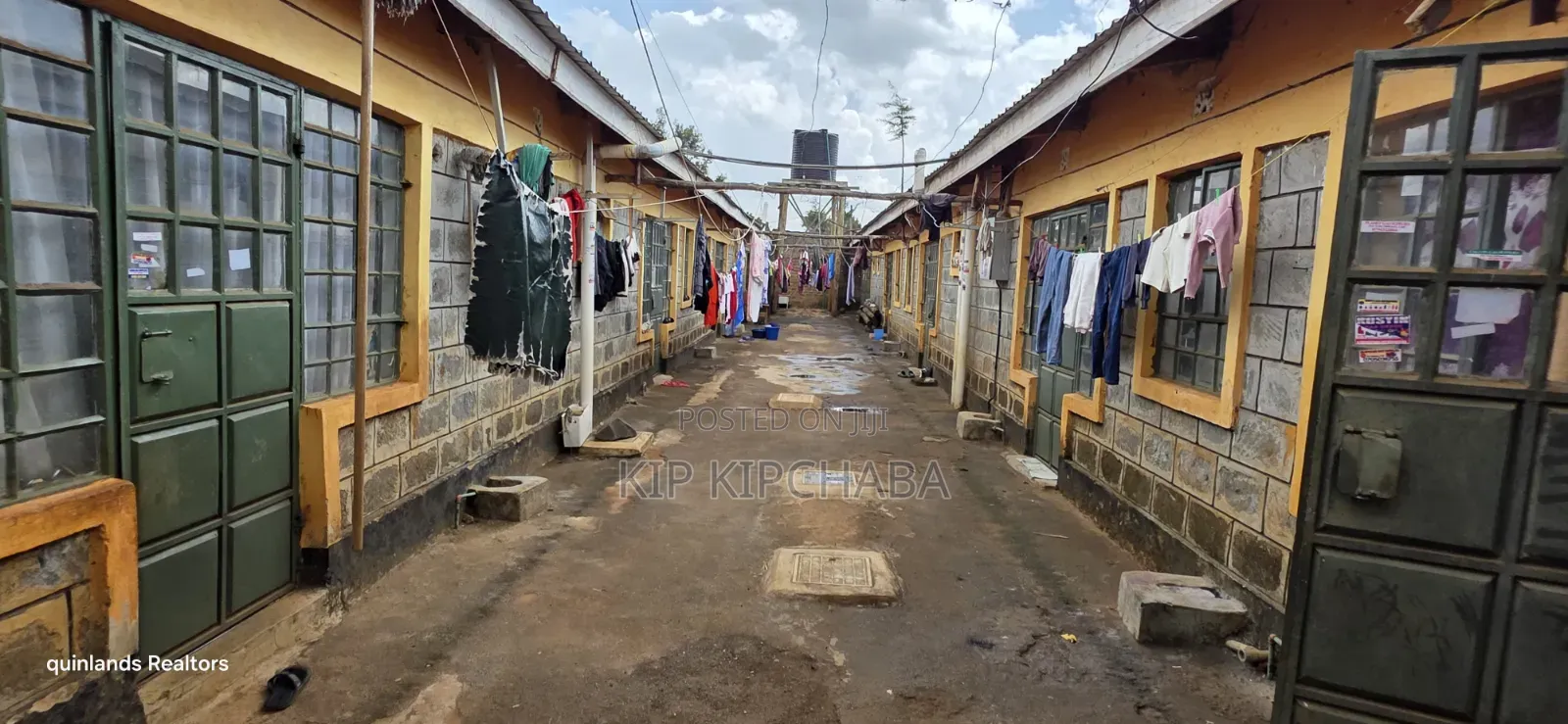 12bdrm Duplex in Kimumu for sale