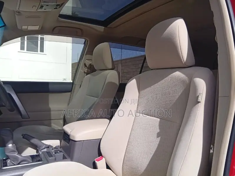 Toyota Land Cruiser Prado 2018 Red