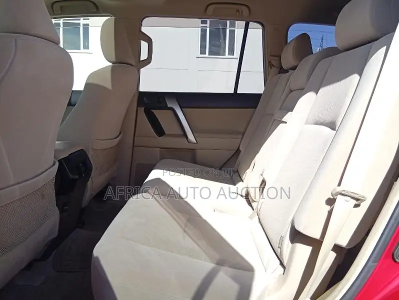 Toyota Land Cruiser Prado 2018 Red