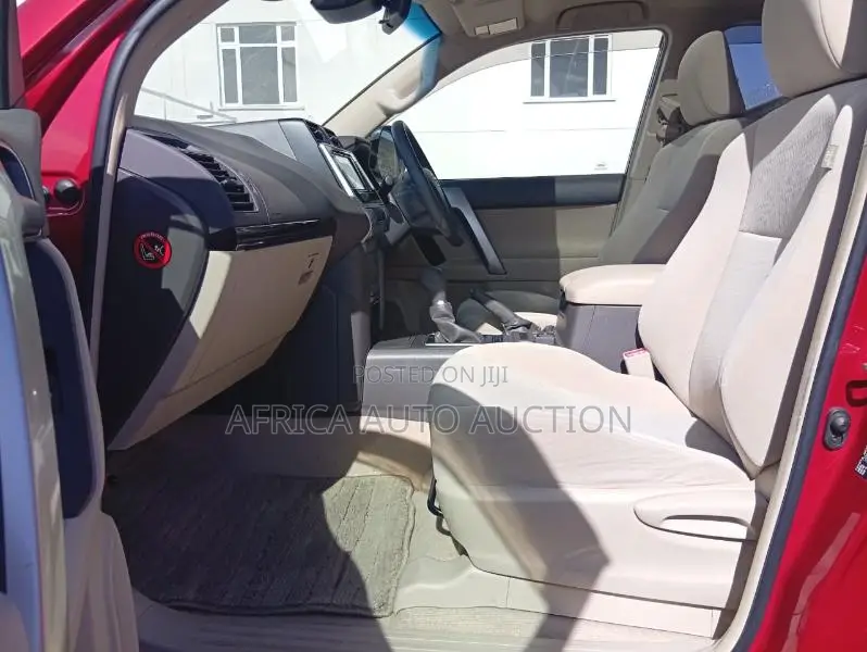 Toyota Land Cruiser Prado 2018 Red