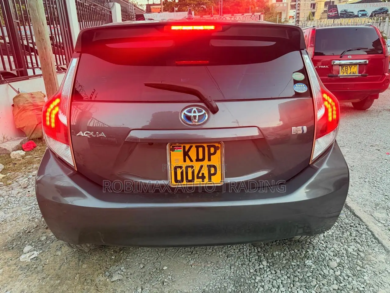 Toyota Aqua 2018 Gray